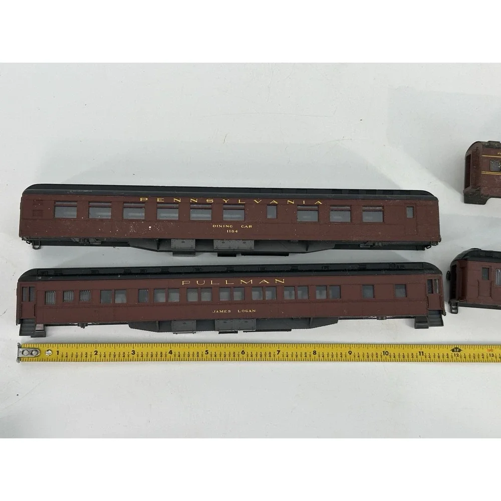 Rivarossi lot cars